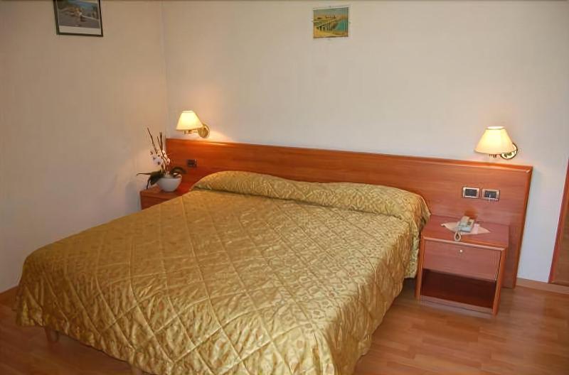 Hotel Sant'Ilario Rovereto  Eksteriør billede