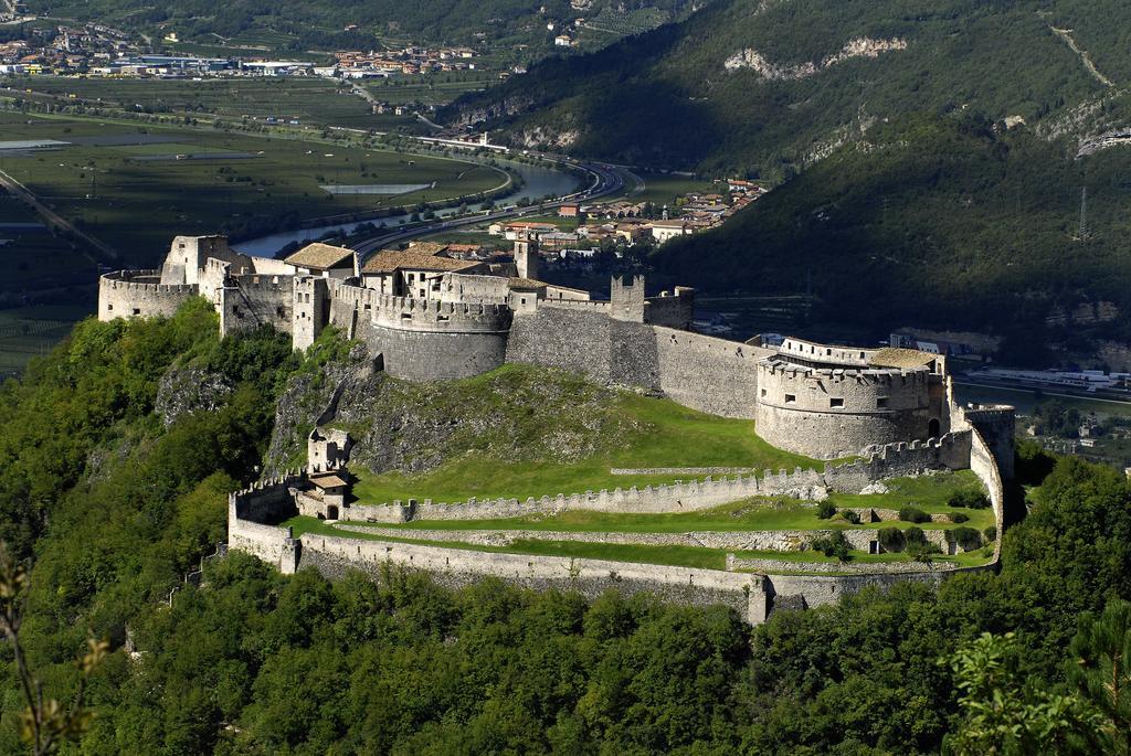 Hotel Sant'Ilario Rovereto  Eksteriør billede