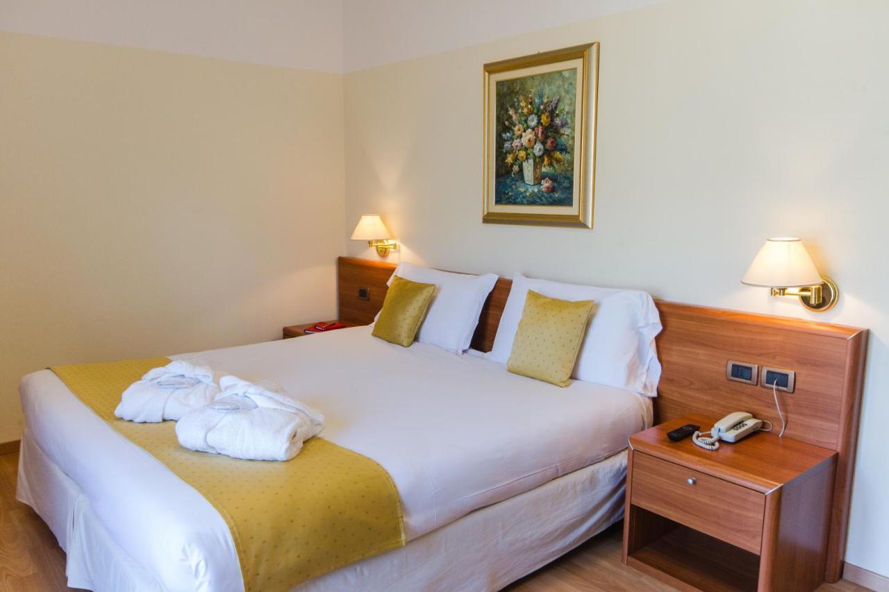 Hotel Sant'Ilario Rovereto  Eksteriør billede